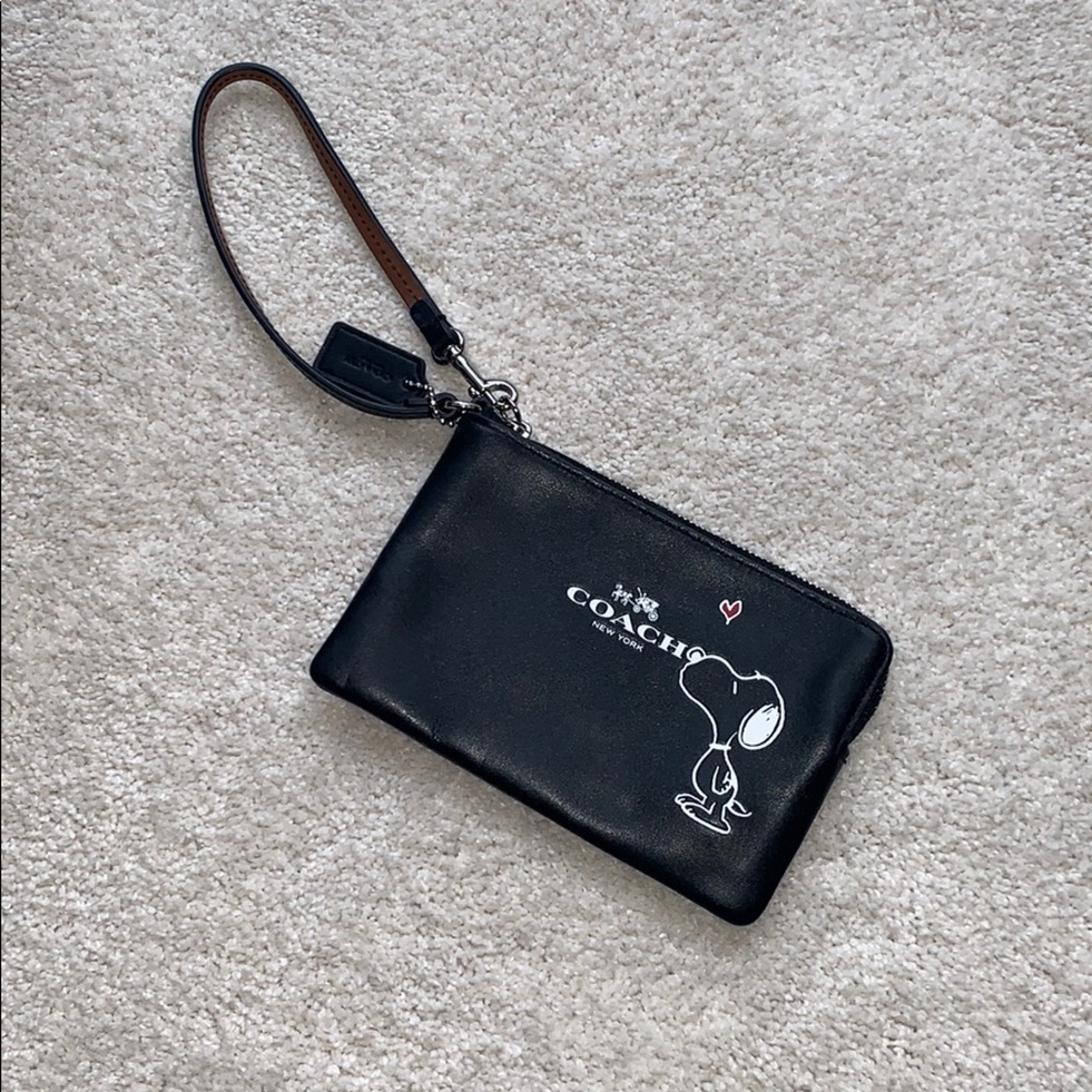 Coach special edition snoopy black wristlet